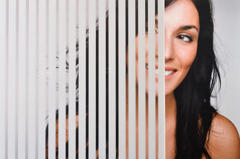 SXHP-2041 White Stripe 3/8" decorative window film โ Arizona House of Film